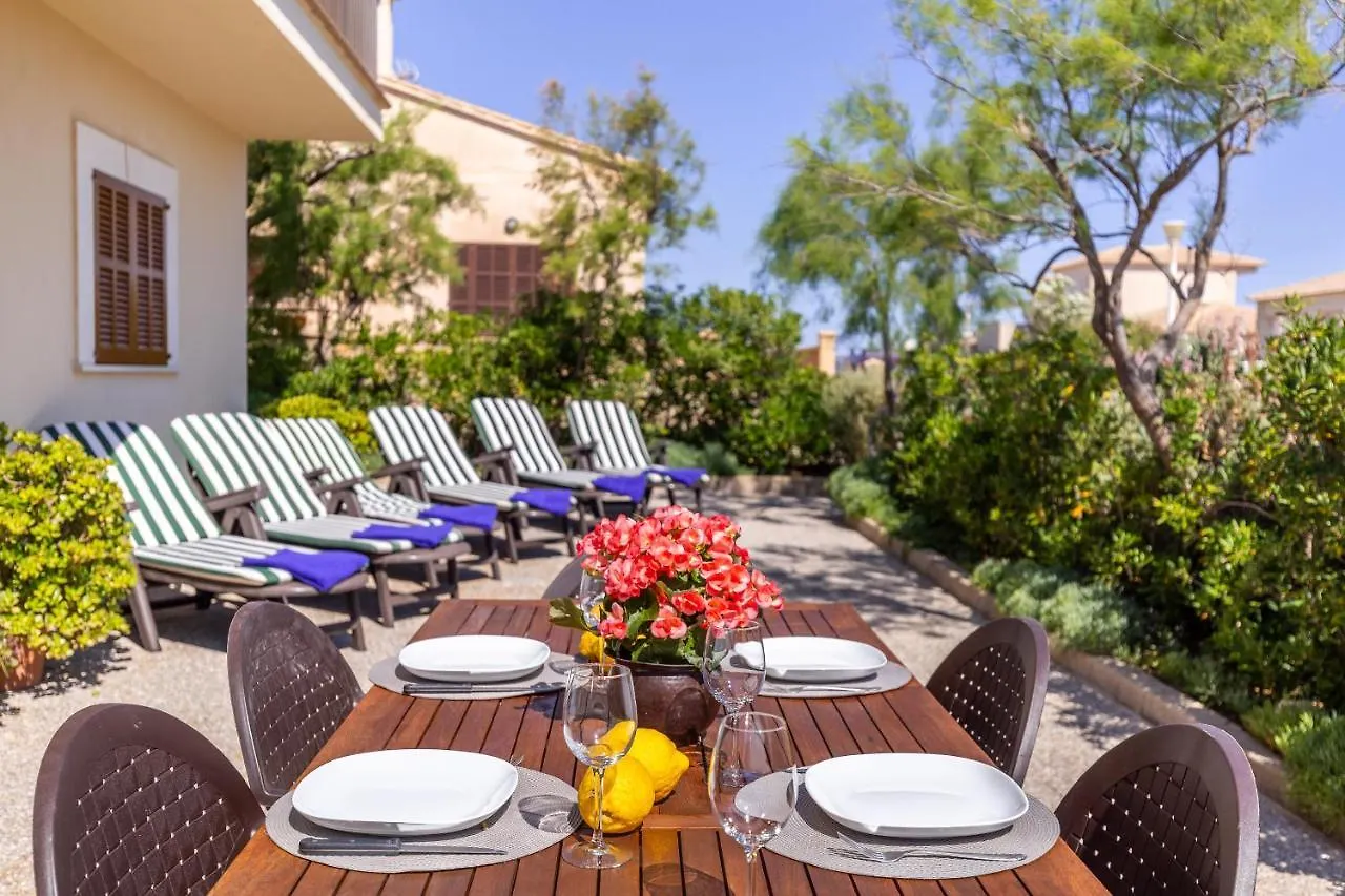 Front Line Beach House Up To 6 Guests In Mallorca Son Serra de Marina Spanien